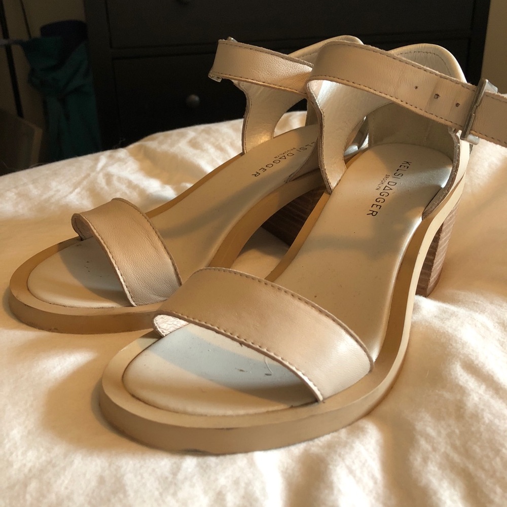 Kelsi Dagger Brooklyn 👡 chunky heel sandal 👡